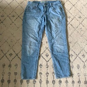 Light wash boyfriend jeans